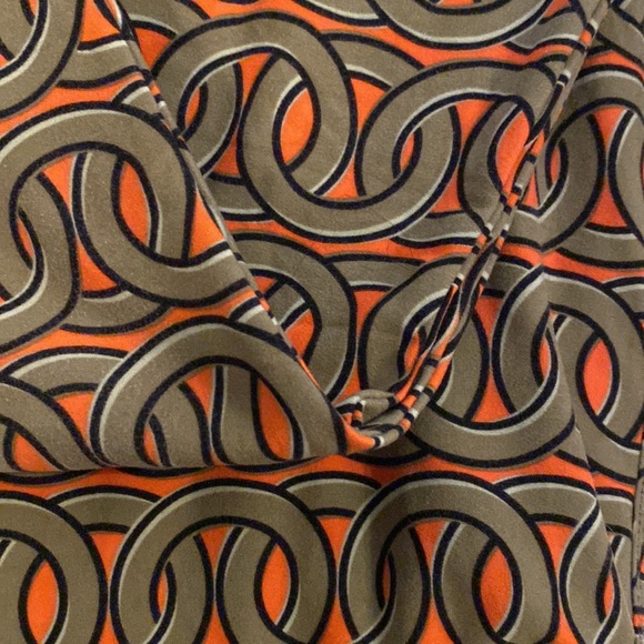 LulaRoe leggings. Size tall & curvy - Picture 3 of 3